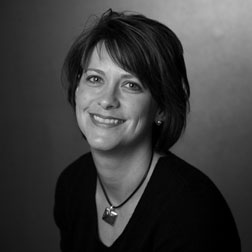 Portrait of Debra Bates-Schrott